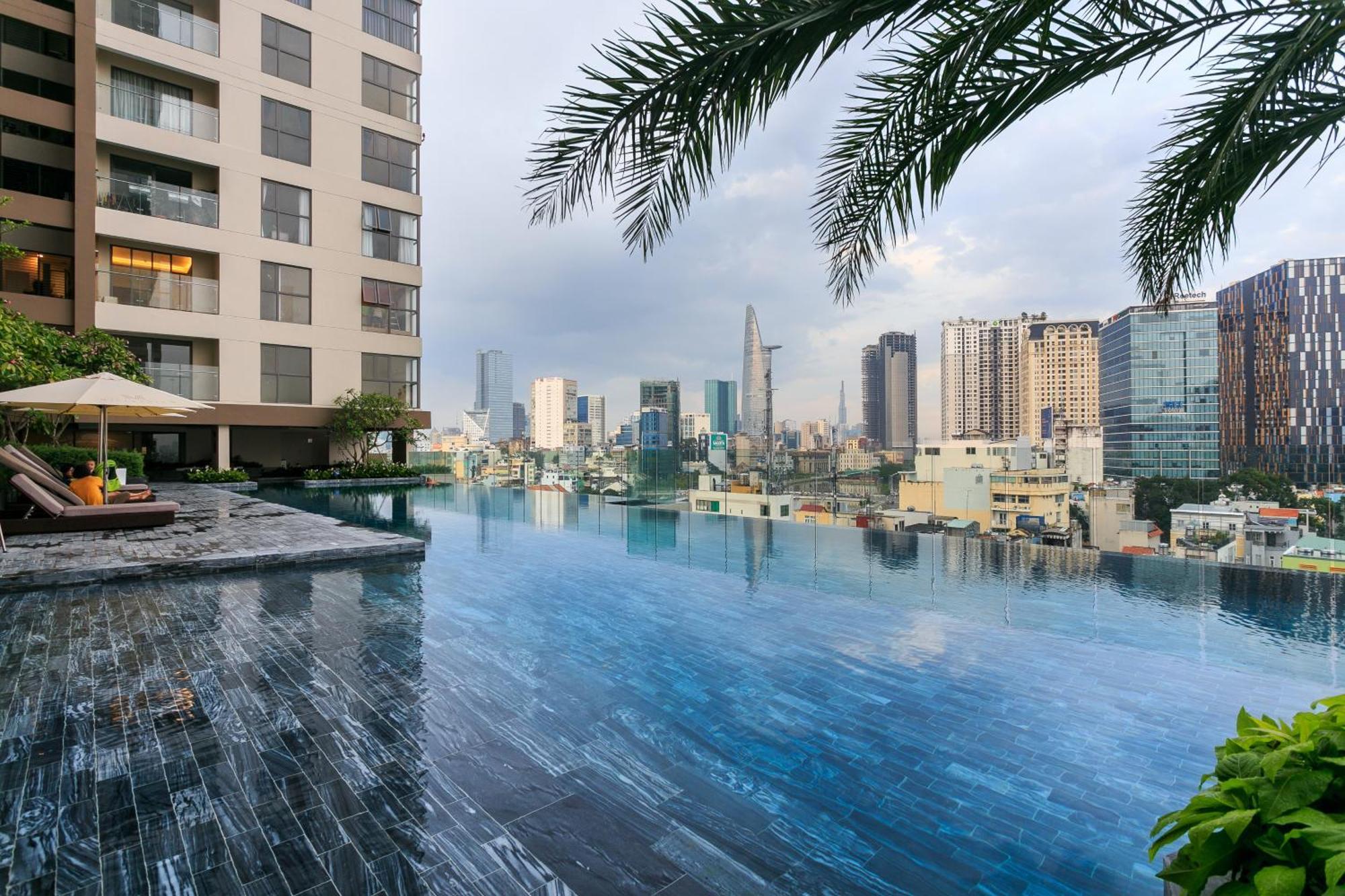 Otis Millennium Saigon Balcony Căn hộ