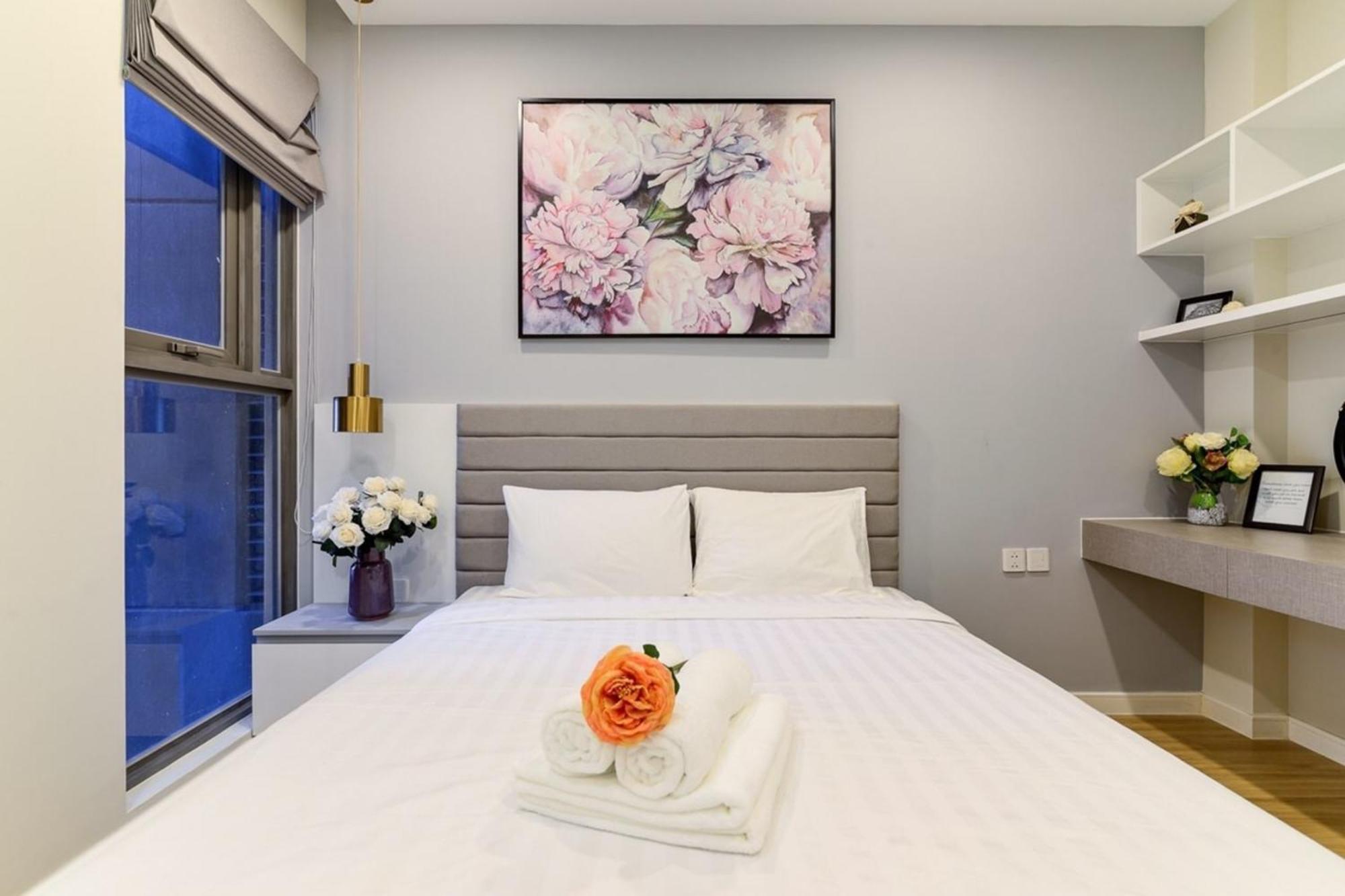 Căn hộ Otis Millennium Saigon Balcony