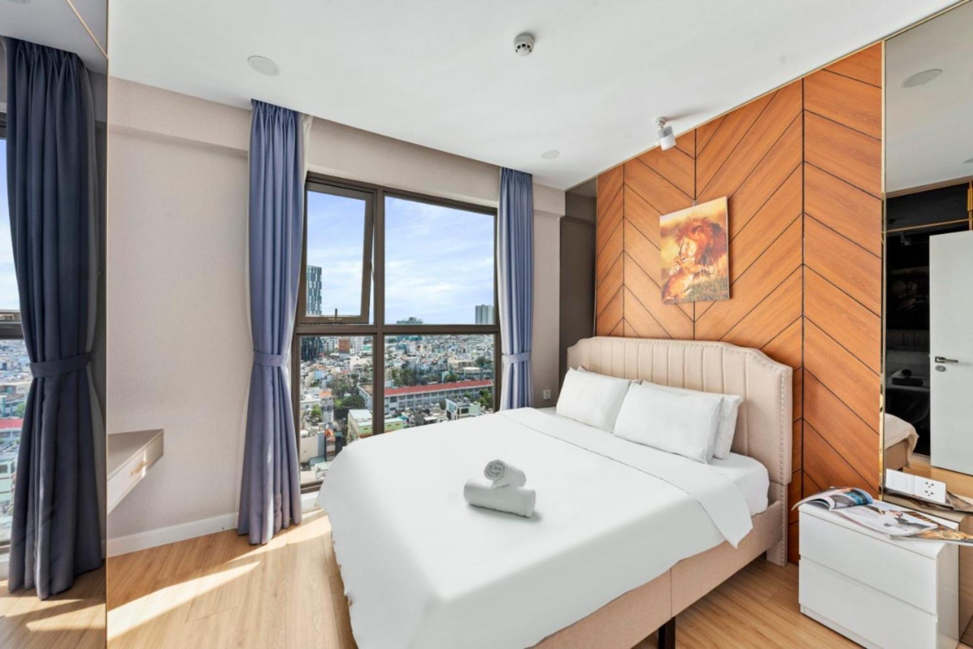Otis Millennium Saigon Balcony Căn hộ TP. Hồ Chí Minh